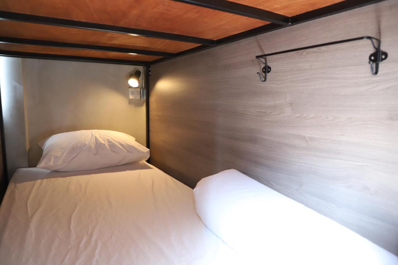 The Cube Hostel Khaosan Bangkok Exteriör bild